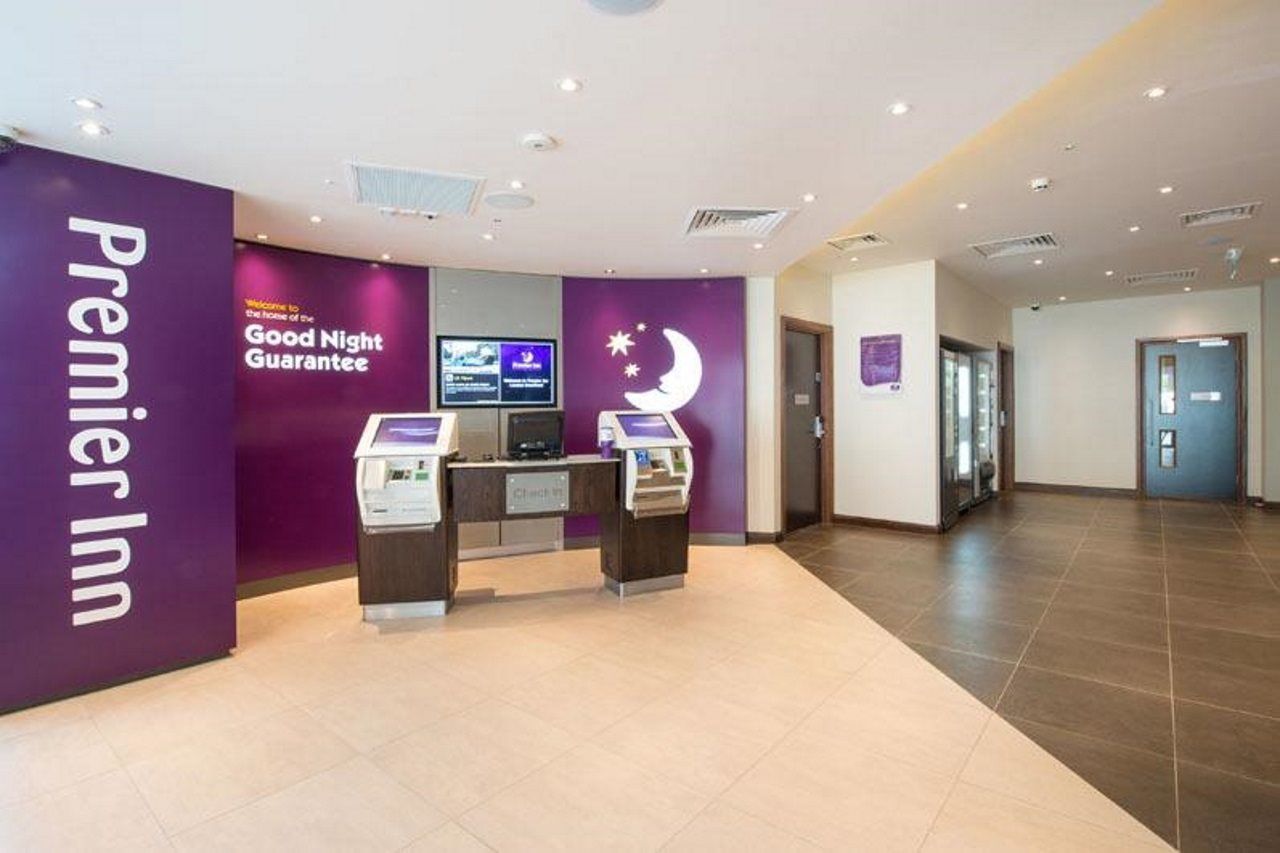 Premier Inn London Брентфорд Экстерьер фото